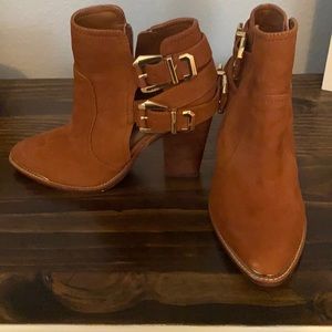 Gianni Bini Ankle Boots Heel